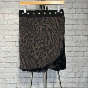 Short Winter Skirt XLG w/Darts: Raquel