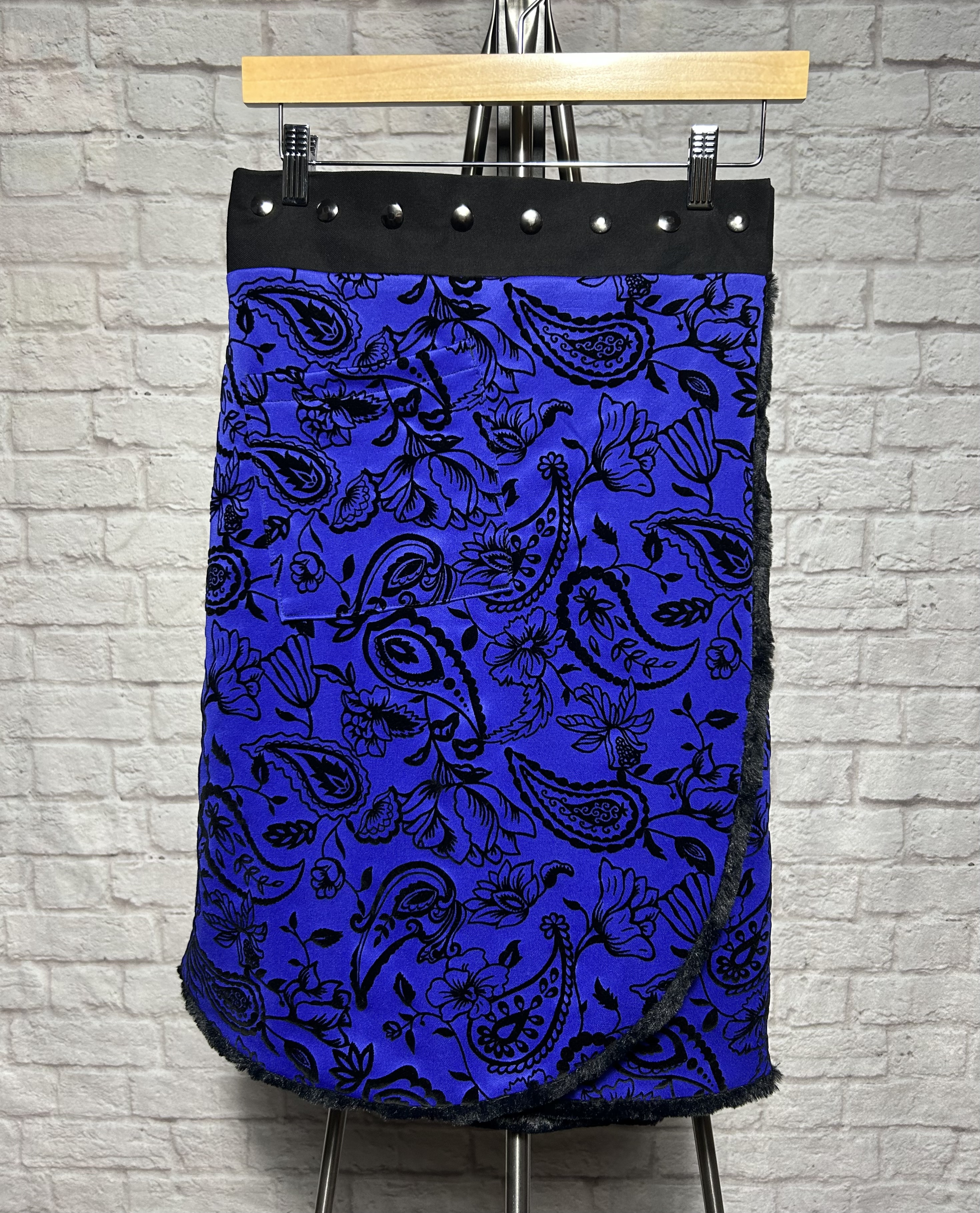 Mid-Length Winter TopSkirt LG: Pamela P