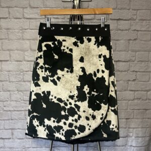 Mid-Length Winter TopSkirt SM: Dolly