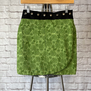 Short Summer Skirt XSM w/DARTS: Harper