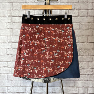 Short Summer Skirt SM w/DARTS: Lezlie