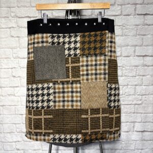 Mid-Length Winter TopSkirt XLG/DARTS: Reagan