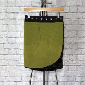 Short Winter Skirt MED w/Darts: Dava